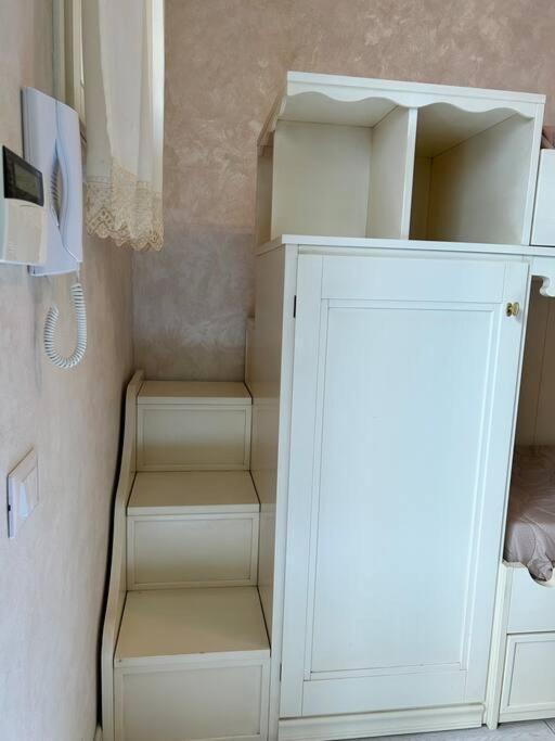 Vacanze Romane Apartment Anzio Eksteriør billede